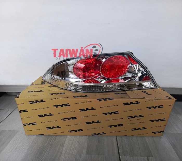 Stop Transparente Mitsubishi Lancer Ralliart